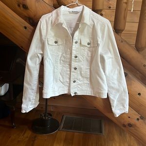 White denim stretchy jacket